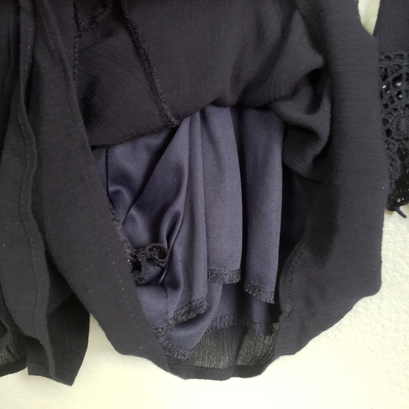 SAGE Faux Wrap Chrochet Long Sleeve Romper Navy Sz S Whimsigoth Stevie Nicks - Picture 7 of 10